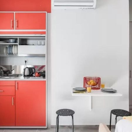 Colorful Apartment In Афины Экстерьер фото